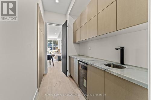 98 Bobmar Road, Toronto, ON - Indoor Photo Showing Kitchen