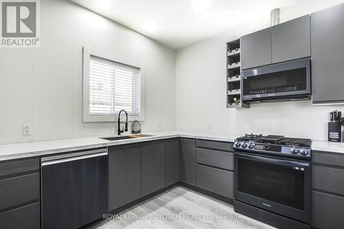 13 Bourrie Avenue, Tay, ON - Indoor Photo Showing Kitchen