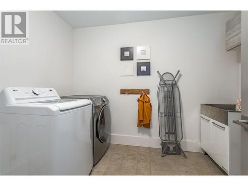 11596 Pretty Road, Lake Country, BC - Indoor Photo Showing Laundry Room
