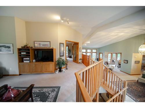 3023 Westside Road, Moyie, BC - Indoor Photo Showing Other Room