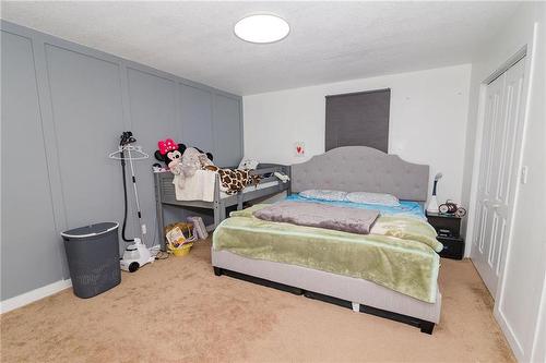 122 1St Street Se, Carman, MB - Indoor Photo Showing Bedroom