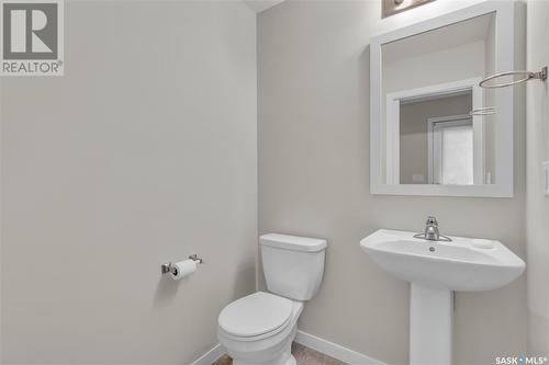 5317 Aerodrome Road, Regina, SK - Indoor Photo Showing Bathroom