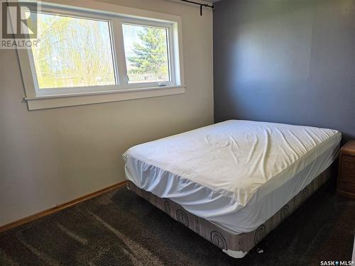1240 Railway Avenue, Elbow, SK - Indoor Photo Showing Bedroom