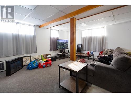 1178 Mathie Road, Prince George, BC - Indoor Photo Showing Living Room