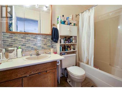 1178 Mathie Road, Prince George, BC - Indoor Photo Showing Bathroom
