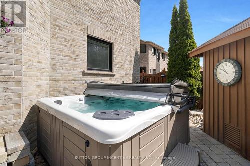 23 Grants Way, Barrie, ON - Outdoor With Exterior