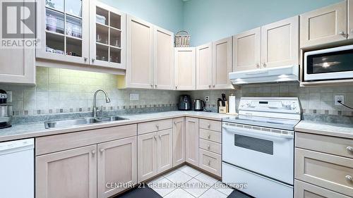740 Palmateer Drive, Kincardine, ON - Indoor Photo Showing Kitchen With Double Sink