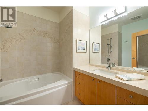 5454 Kingsview Road, Vernon, BC - Indoor Photo Showing Bathroom
