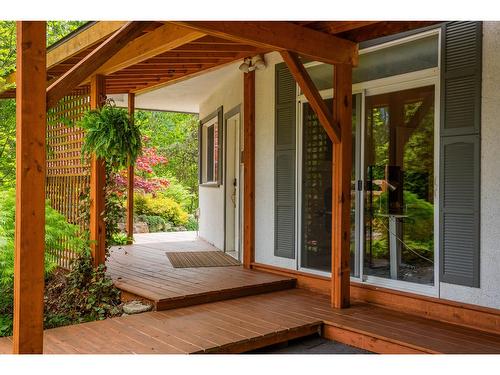 606 Jorgensen Road, Nelson, BC - Outdoor With Deck Patio Veranda With Exterior