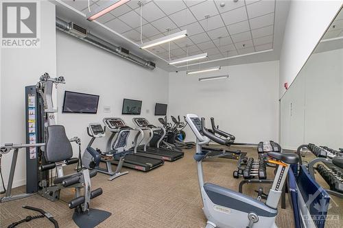 349 Mcleod Street Unit#422, Ottawa, ON - Indoor Photo Showing Gym Room