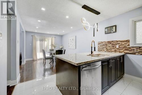 12 Charing Drive, Mississauga, ON - Indoor Photo Showing Kitchen With Double Sink