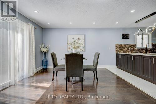 12 Charing Drive, Mississauga, ON - Indoor Photo Showing Dining Room
