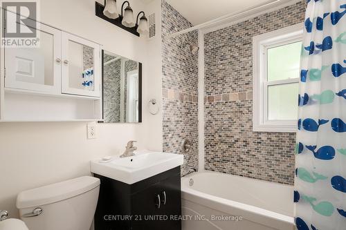 414 Wellington Street, Peterborough, ON - Indoor Photo Showing Bathroom
