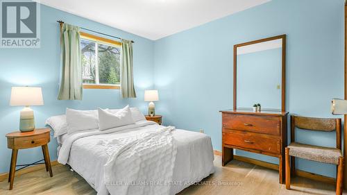 22 - 230-232 Lake Dalrymple Road, Kawartha Lakes, ON - Indoor Photo Showing Bedroom