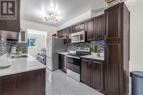 19 - 1640 Nichol Avenue, Whitby, ON - Indoor Photo Showing Kitchen