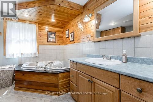 72 Stroud Crescent, Wasaga Beach, ON - Indoor Photo Showing Bathroom