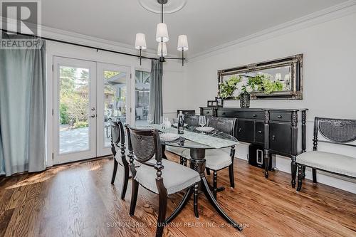 22 Arkendo Drive, Oakville, ON - Indoor Photo Showing Dining Room