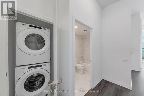 102 - 405 Dundas Street W, Oakville, ON - Indoor Photo Showing Laundry Room