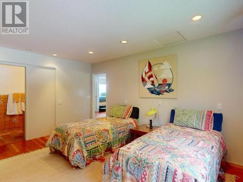4129 Highway 101, Powell River, BC - Indoor Photo Showing Bedroom