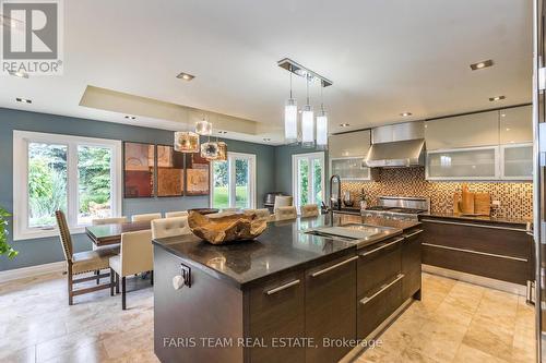 20 Cloverhill Crescent, Innisfil, ON - Indoor Photo Showing Kitchen