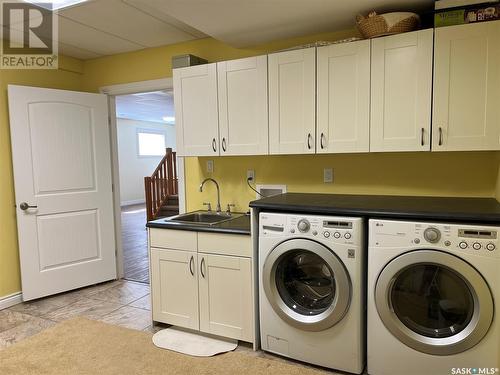 2017 Bay View Drive, Lac Des Iles, SK - Indoor Photo Showing Laundry Room