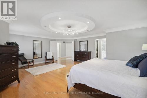 1519 Ballantrae Drive, Mississauga, ON - Indoor Photo Showing Bedroom