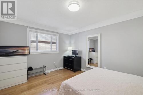 1519 Ballantrae Drive, Mississauga, ON - Indoor Photo Showing Bedroom