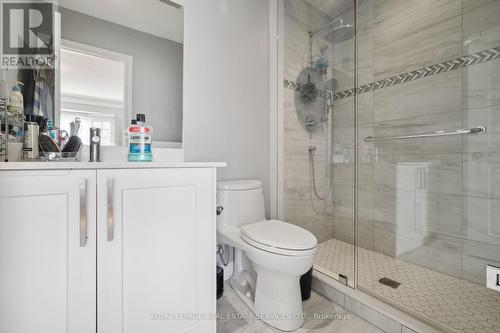 1519 Ballantrae Drive, Mississauga, ON - Indoor Photo Showing Bathroom