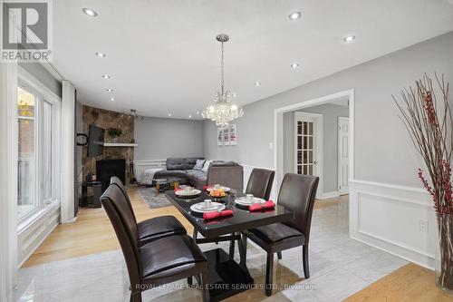 1519 Ballantrae Drive, Mississauga, ON - Indoor Photo Showing Dining Room