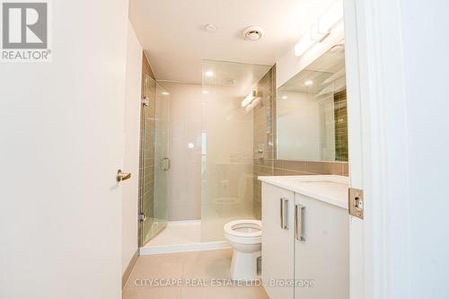 809 - 30 Gibbs Road S, Toronto, ON - Indoor Photo Showing Bathroom