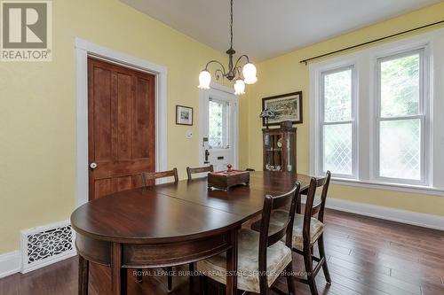 2411 Lakeshore Road, Burlington (Brant), ON - Indoor Photo Showing Dining Room