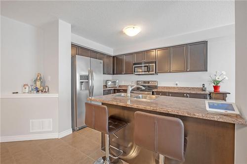 33 Charleswood Avenue, Hamilton, ON - Indoor Photo Showing Kitchen With Double Sink