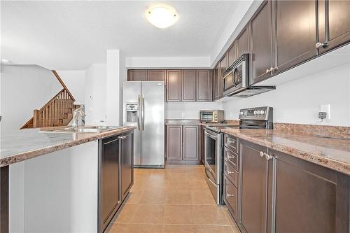 33 Charleswood Avenue, Hamilton, ON - Indoor Photo Showing Kitchen With Stainless Steel Kitchen