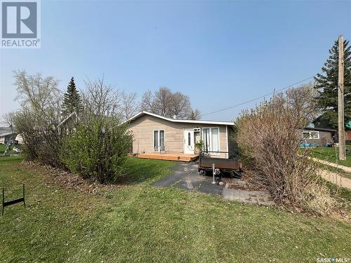 108 4Th Street, Etters Beach, SK - Outdoor