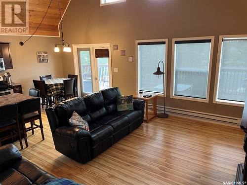 104 Sunridge Road, Pebble Baye, SK - Indoor Photo Showing Living Room