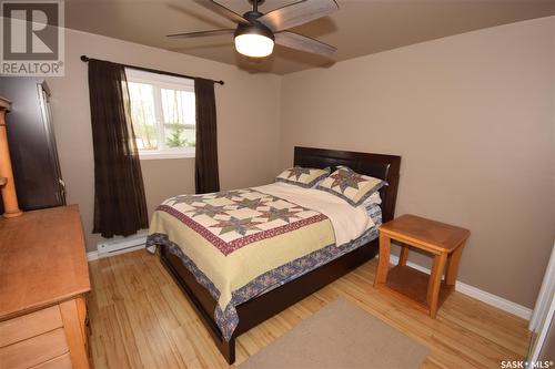 104 Sunridge Road, Pebble Baye, SK - Indoor Photo Showing Bedroom