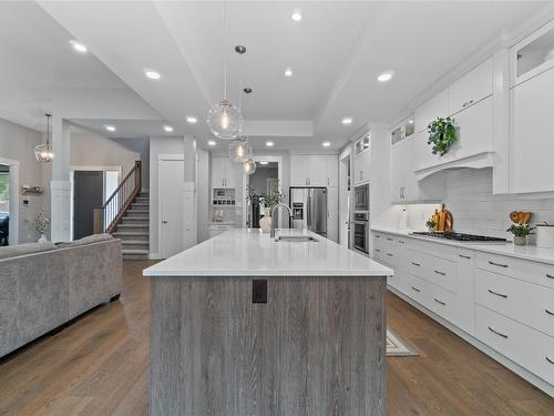 6970 Tillicum Road, Vernon, BC - Indoor Photo Showing Kitchen With Upgraded Kitchen