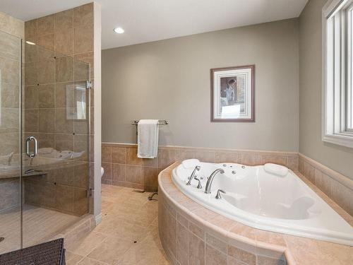 3569 Gala View Drive, West Kelowna, BC - Indoor Photo Showing Bathroom