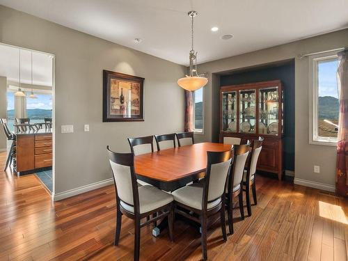 3569 Gala View Drive, West Kelowna, BC - Indoor Photo Showing Dining Room