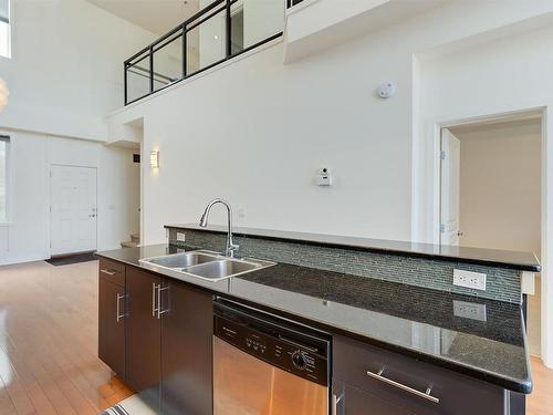 414-1331 Ellis Street, Kelowna, BC - Indoor Photo Showing Kitchen With Double Sink