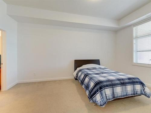 414-1331 Ellis Street, Kelowna, BC - Indoor Photo Showing Bedroom