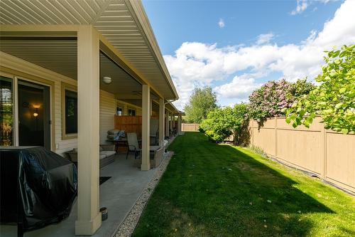 113-515 Gerstmar Road, Kelowna, BC - Outdoor With Deck Patio Veranda