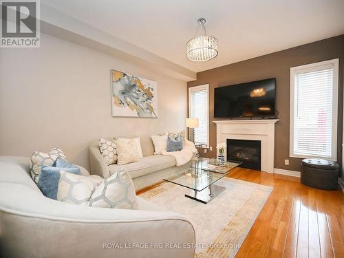 3843 Bloomington Crescent, Mississauga, ON - Indoor Photo Showing Living Room With Fireplace
