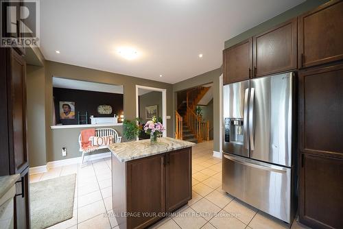 42 Hansford Drive, Brantford, ON - Indoor Photo Showing Kitchen
