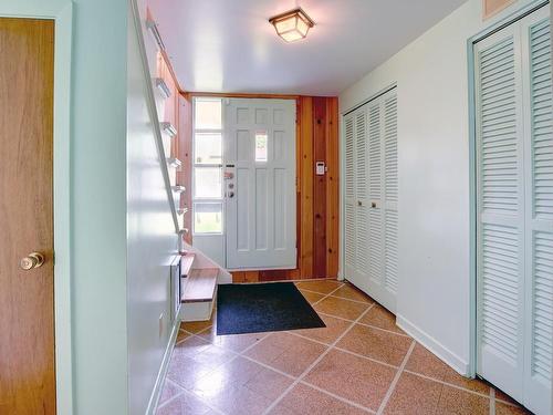 Hall d'entrÃ©e - 206 Rue Filion, Laval (Sainte-Rose), QC - Indoor Photo Showing Other Room