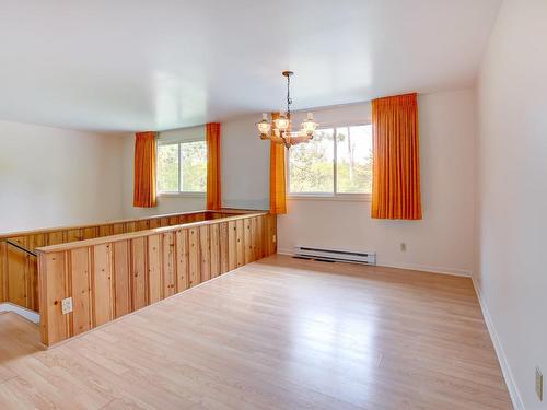 Dining room - 206 Rue Filion, Laval (Sainte-Rose), QC - Indoor Photo Showing Other Room