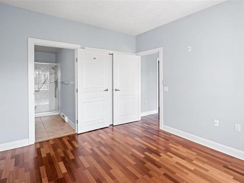407-870 Short St, Saanich, BC - Indoor Photo Showing Other Room