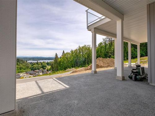 428 Colonia Dr South, Ladysmith, BC - Outdoor With Exterior