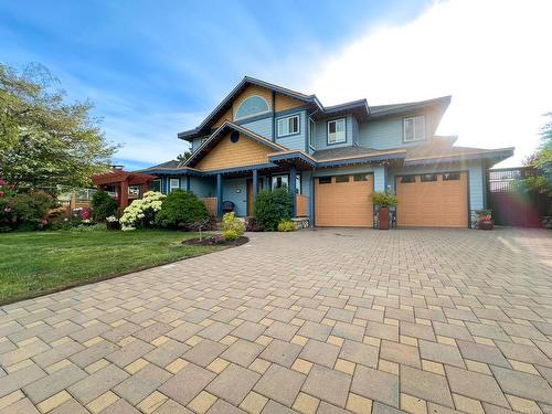 3748 Meares Dr, Port Alberni, BC - Outdoor With Facade