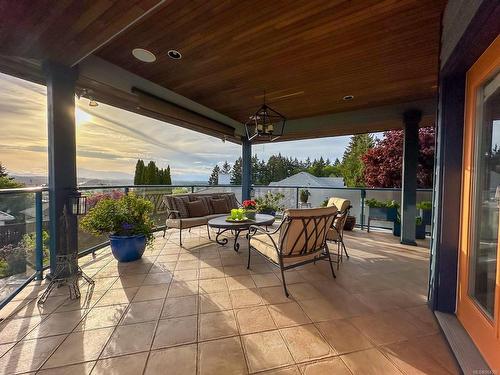 3748 Meares Dr, Port Alberni, BC - Outdoor With Deck Patio Veranda With Exterior